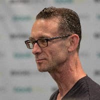 Chuck Palahniuk