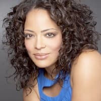 Lauren Velez